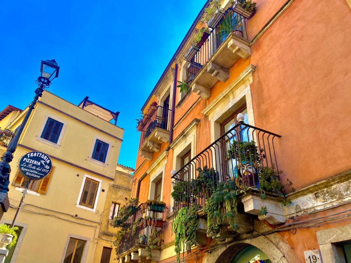 Caterina'S Charme Apartment Taormina Dış mekan fotoğraf